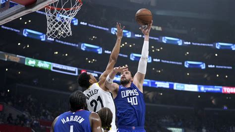 Jazz beat Clippers 110.